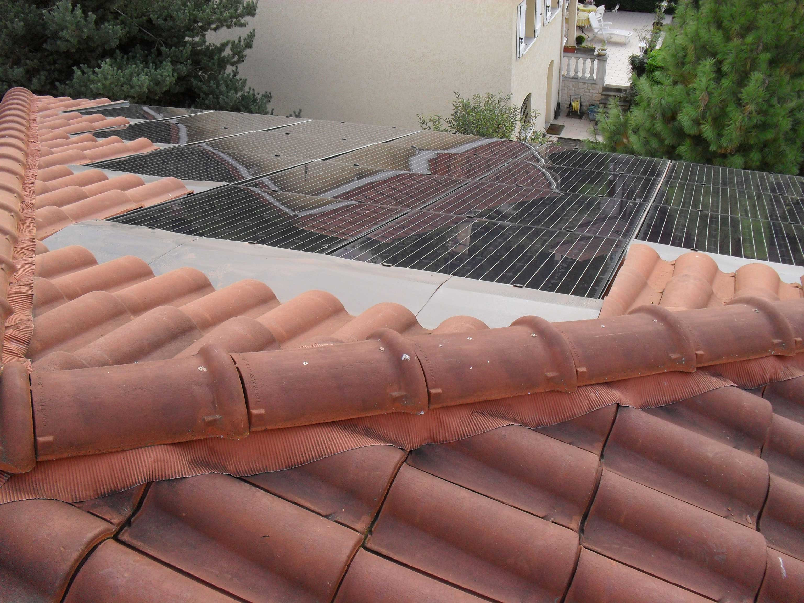 Installation Carré Solaire photovoltaïque intégré secteur Saint-Etienne (Loire)